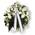 Coroană cu crin, trandafiri, miniroza, lisianthus, gipsofila