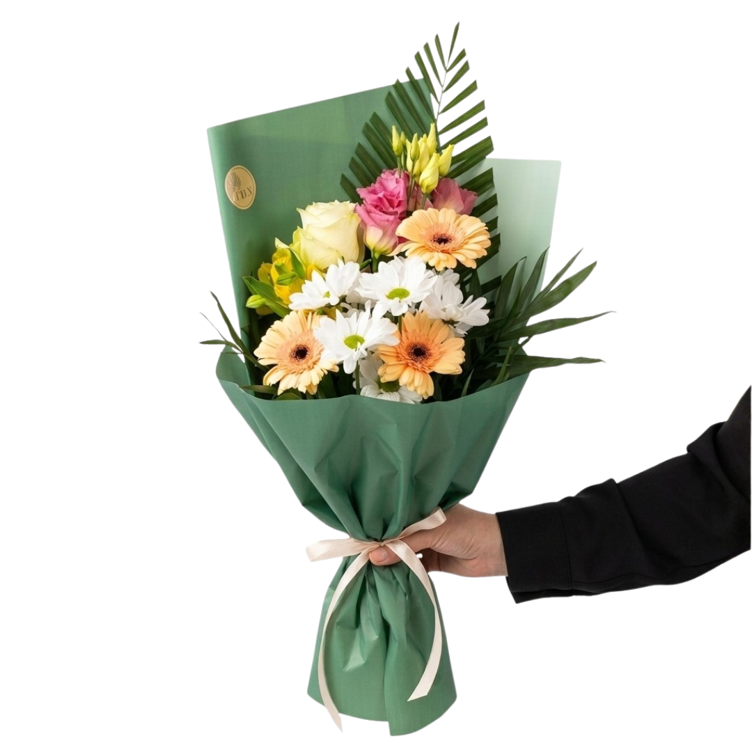 Buchet asortat cu flori diverse